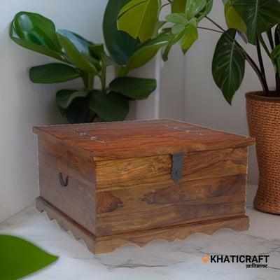 Hina Solid Wood Sheesham Trunk Box