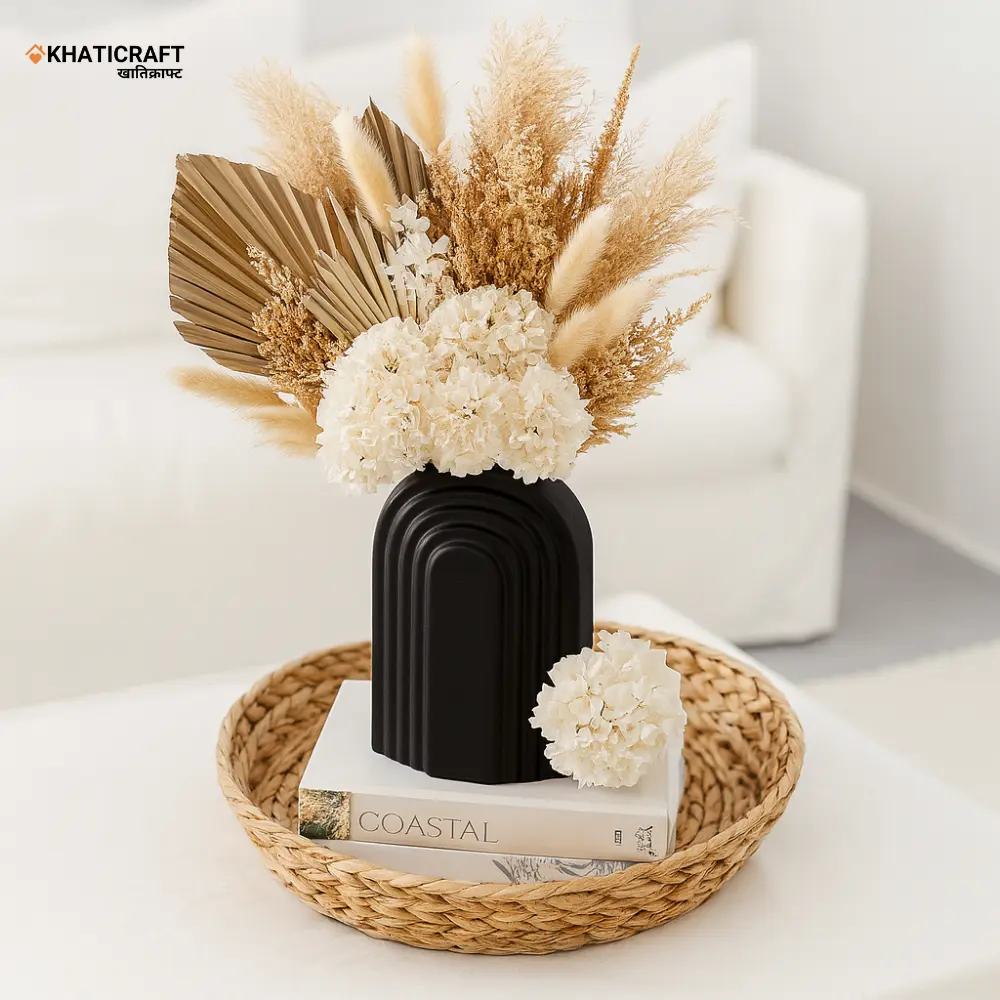 Drona Vase (Large)