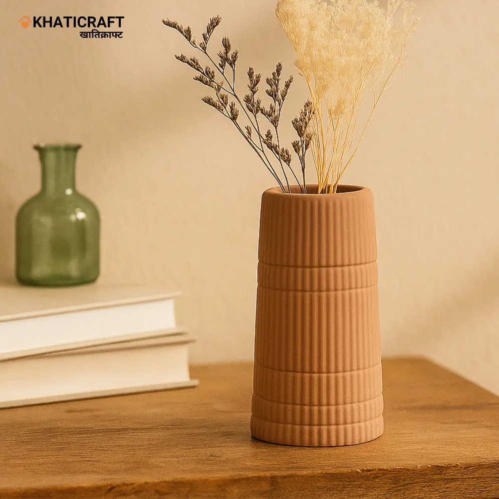 Venu Vase (Medium)